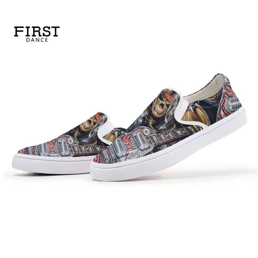 FIRST DANCE Fashion Casual Black Slip On Shoes For Men Nice Skull Printed Loafers Shoes Nice Flat-Bottomed Skull Shoes Spring 27