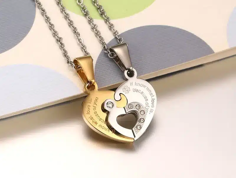 2 Piecces! Couple Necklace Gold Blue Black Plated Titanium Heart Pendant Stainless Steel Chain Lover Necklace for Women and Men 7