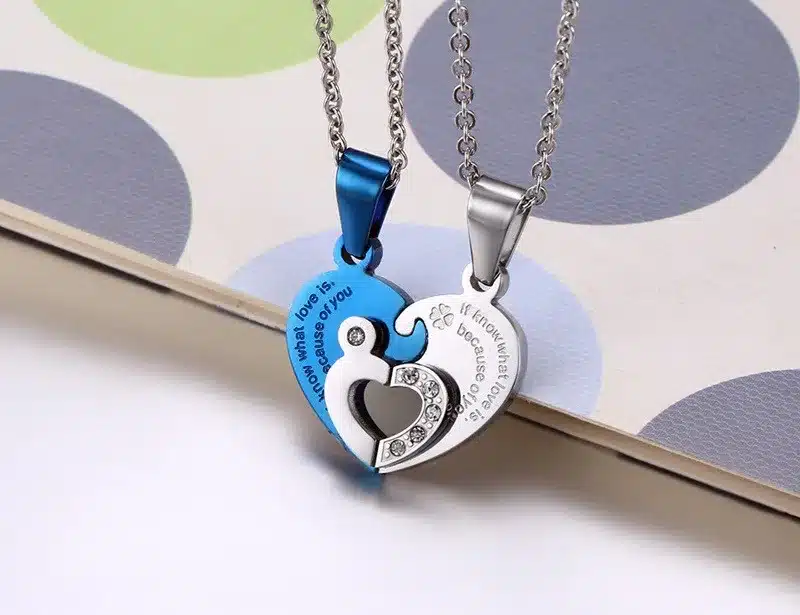 2 Piecces! Couple Necklace Gold Blue Black Plated Titanium Heart Pendant Stainless Steel Chain Lover Necklace for Women and Men 8