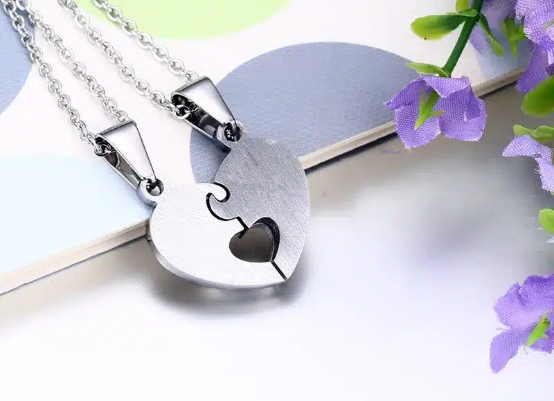 2 Piecces! Couple Necklace Gold Blue Black Plated Titanium Heart Pendant Stainless Steel Chain Lover Necklace for Women and Men 11