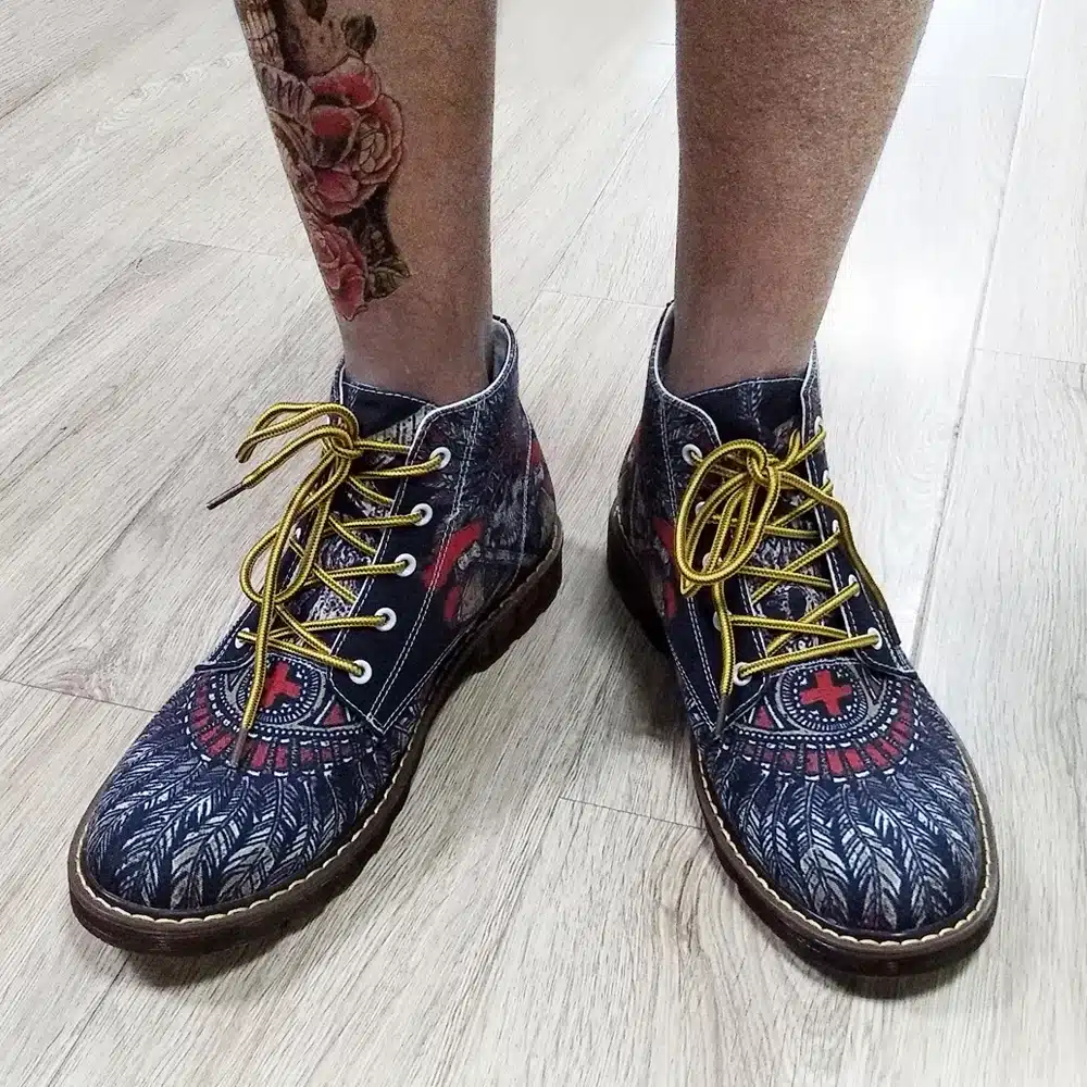 FIRST DANCE 2018 Fashion Mens Skull Shoes For Men Dr Martins Shoes Skeleton Print Black Nice Ankle Shoes Man Oxfords Spring Boot 38