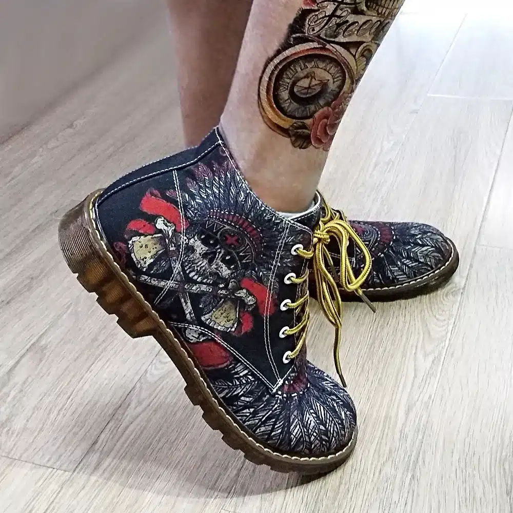 FIRST DANCE 2018 Fashion Mens Skull Shoes For Men Dr Martins Shoes Skeleton Print Black Nice Ankle Shoes Man Oxfords Spring Boot 39