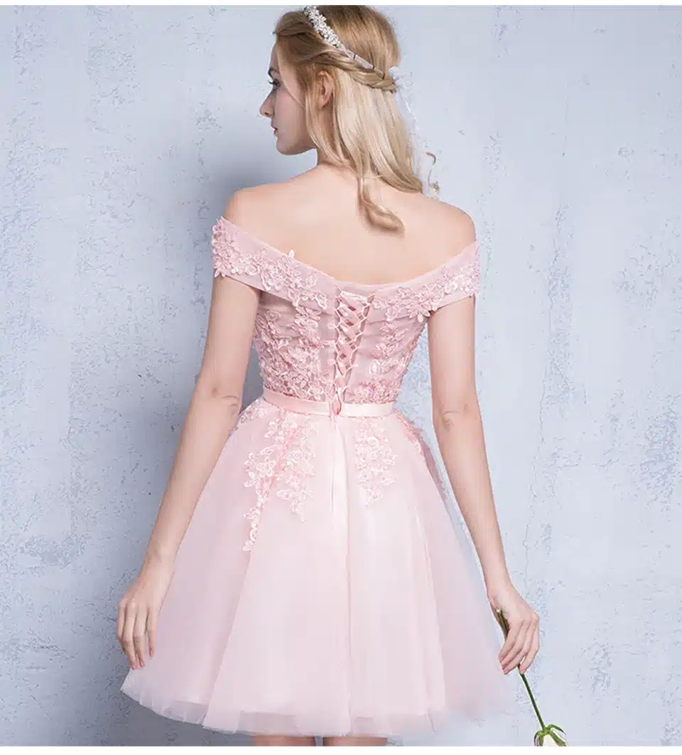 LAMYA Sexy Red Lace Elegant Knee Length Prom Dresses 2018 New Arrived Women Beading A Line Evening Party Dress With Bow 18