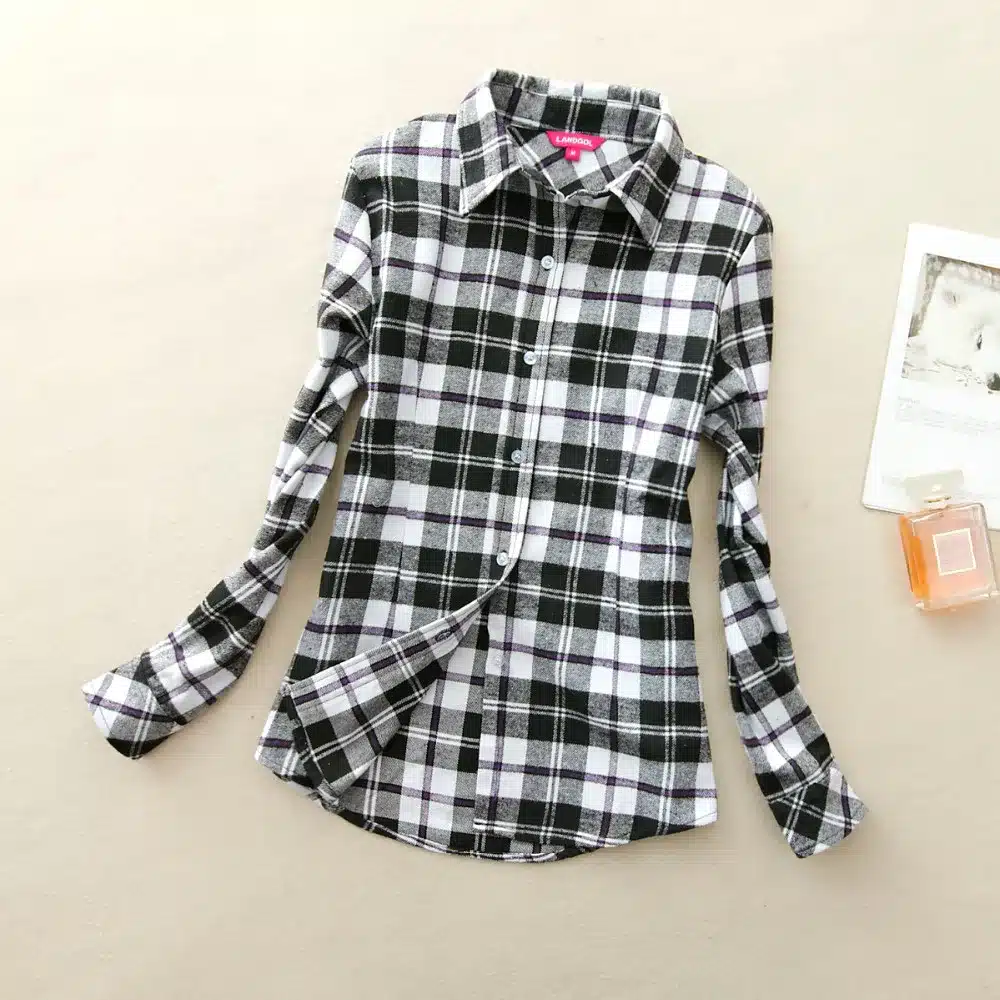 Women Shirt Blouses Plus Size 2018 Hot New Spring Flannel Cotton Long Sleeve Plaid Shirt Casual Female Loose College Style Tops 12