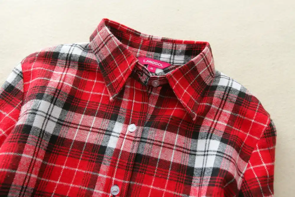 Women Shirt Blouses Plus Size 2018 Hot New Spring Flannel Cotton Long Sleeve Plaid Shirt Casual Female Loose College Style Tops 22