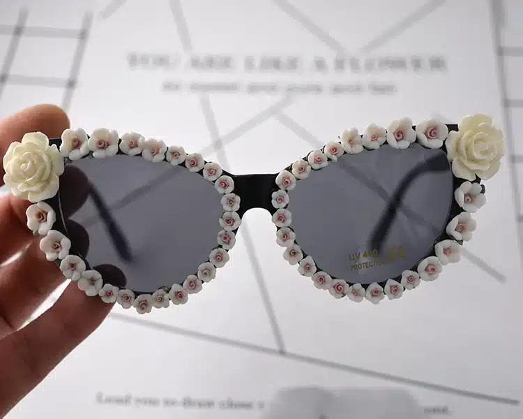 New Brand Baroque Cat Eye Flower Black Sunglasses Luxury Women Casual Sun Beach Crystal Rhinestone Designer Sunglasses Gift 8