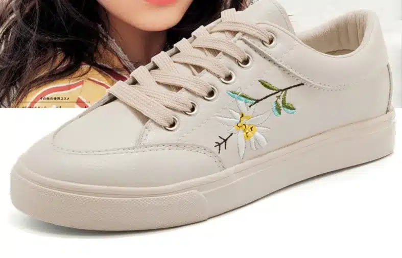 Women Shoes 2018 Spring Embroidery Flower Female Chic Casual Shoes Sneakers Leather Shoes White Beige Floral Vintage Style 35-40 11