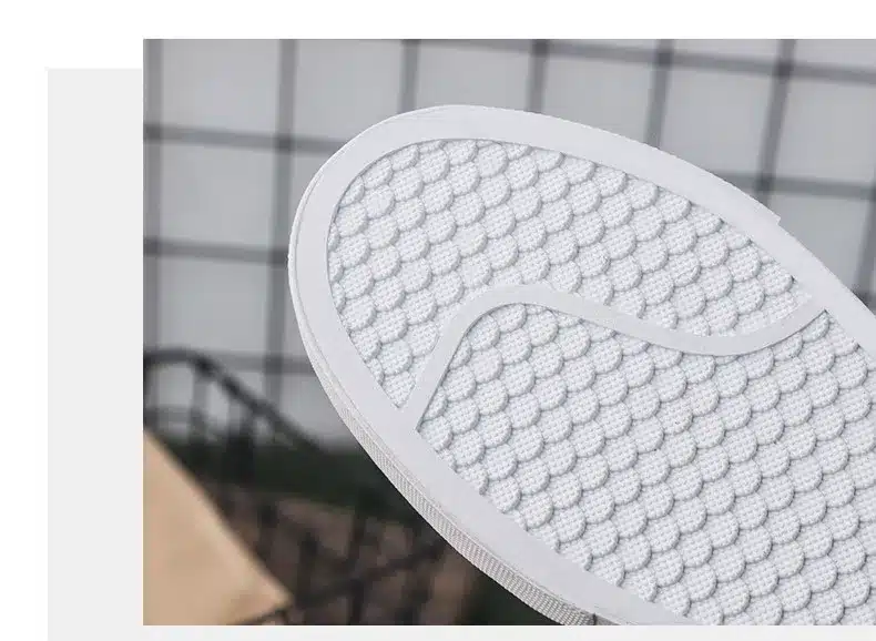 Women Shoes 2018 Spring Embroidery Flower Female Chic Casual Shoes Sneakers Leather Shoes White Beige Floral Vintage Style 35-40 18
