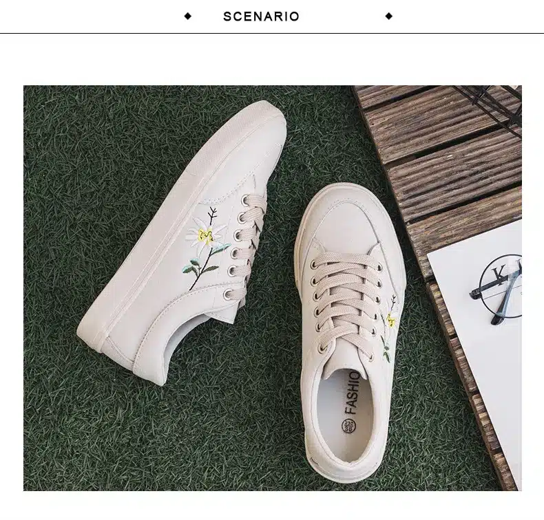 Women Shoes 2018 Spring Embroidery Flower Female Chic Casual Shoes Sneakers Leather Shoes White Beige Floral Vintage Style 35-40 19