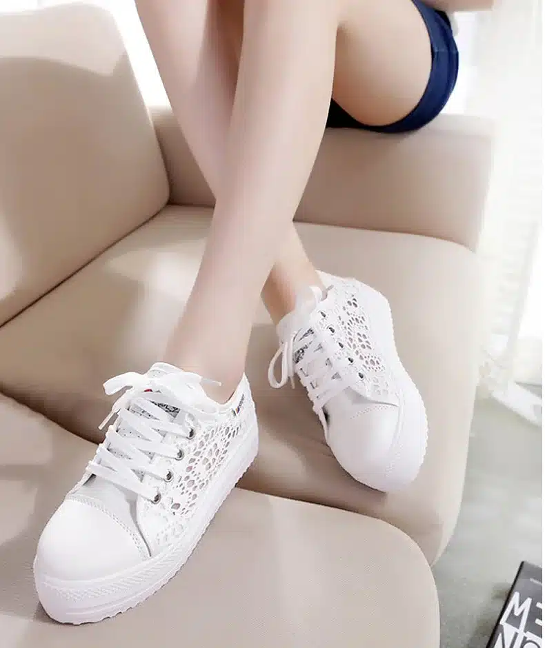 Women Shoes 2018 fashion summer casual Ladies Shoes cutouts lace canvas hollow breathable platform flat Shoes woman sneakers 23