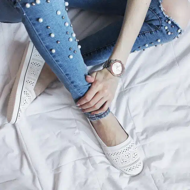 GOGC 2018 New Slipony Women Shoes with Hole Breathable footwear Flat Shoes Women Fashion Women Sneakers Summer Spring 11