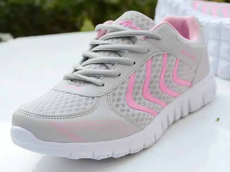 Light Breathable Mesh Women Shoes Woman Sneakers 2018 New Arrivals Fashion Women Casual Shoes Sneakers tenis feminino 26