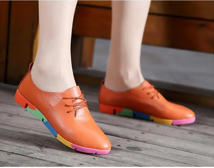 2018 new breathable genuine leather flats shoes woman sneakers tenis feminino nurse peas flats shoes plus size women shoes 26