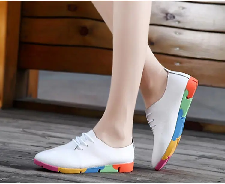 2018 new breathable genuine leather flats shoes woman sneakers tenis feminino nurse peas flats shoes plus size women shoes 28