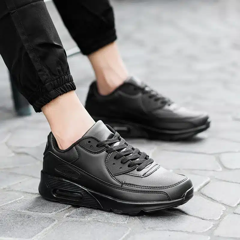 Women running shoes 2018 new outdoor men sport shoes breathable mesh soft athletics Jogging sport women sneaker shoes woman 32