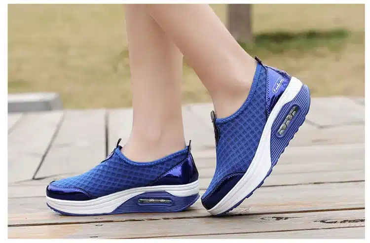 dobeyping 2018 Spring Summer Women Shoes Breathable Mesh Woman Flats Shoe Platform Ladies Sneakers Slip On Swing Ladies Footwear 16
