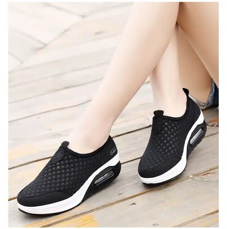 dobeyping 2018 Spring Summer Women Shoes Breathable Mesh Woman Flats Shoe Platform Ladies Sneakers Slip On Swing Ladies Footwear 17