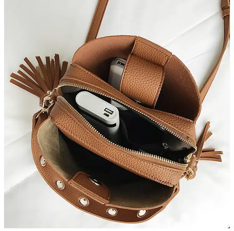 2018 Fashion Exquisite Women Bucket Bag Vintage Tassel Messenger Bag High Quality Retro Shoulder Bag Simple Crossbody Bag Tote 23
