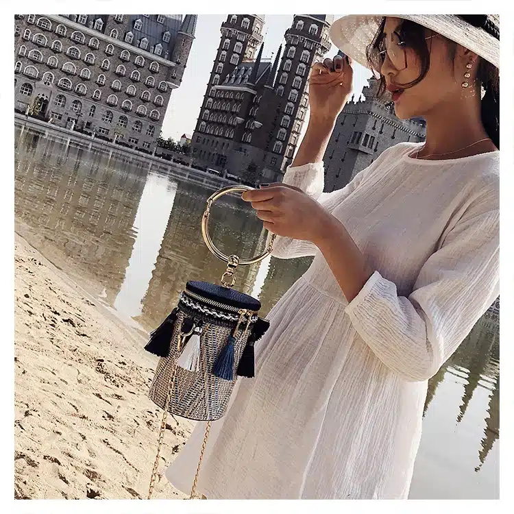 2018 Summer Fashion New Handbag High quality Straw bag Women bag Round Tote bag Hand Metal Ring Tassel Chain Shoulder Travel bag 27
