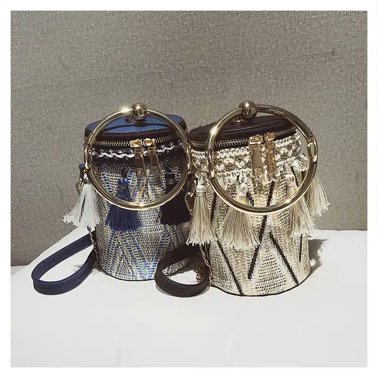 2018 Summer Fashion New Handbag High quality Straw bag Women bag Round Tote bag Hand Metal Ring Tassel Chain Shoulder Travel bag 30