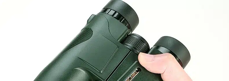 USCAMEL Military HD 10x42 Binoculars Professional Hunting Telescope Zoom High Quality Vision No Infrared Eyepiece Army Green 55