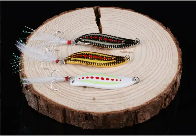 Metal VIB 3color 7g/10g/15g/20g Luminous Leech fidget Spinners Spoon Angling Hard Baits Night FishingTackle Fishing Lures 20