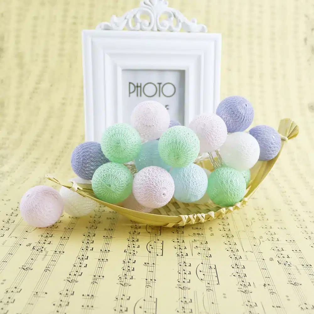 Macaron Led Light string 20Leds Holiday lights 3.5cm Cotton Ball 2.2 Meter Garland Christmas Wedding Decoration Warm White IQ 10