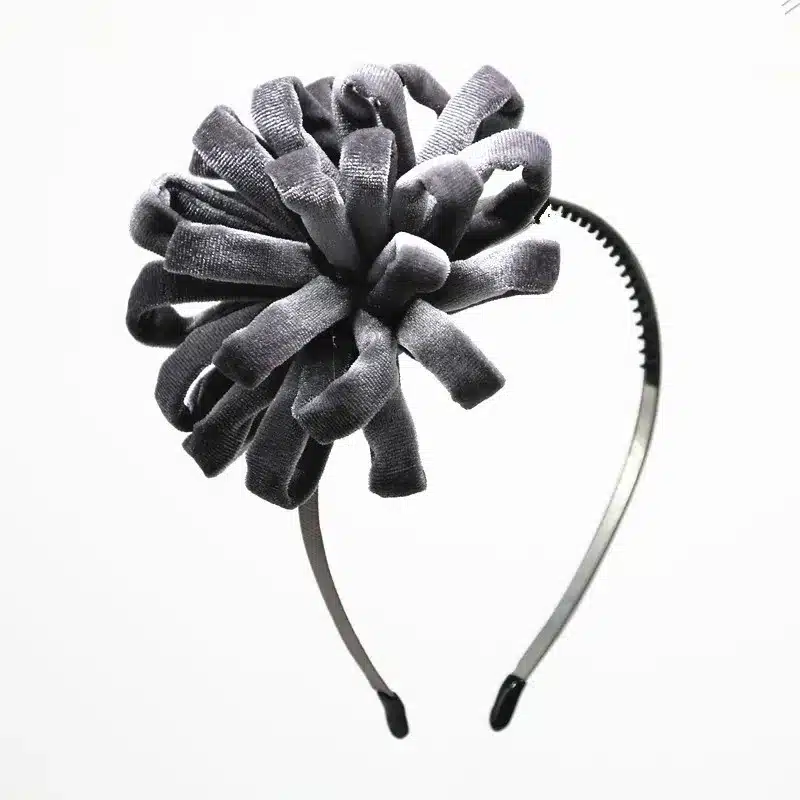 NEW winter Velvet pompom flower girls hairbands on metal headband with teeth children hair accessories 12