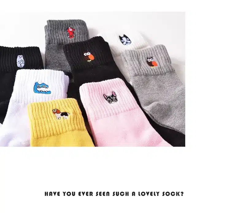 1 Pair Women Fashion Embroidery Dog Patterns Cotton Winter Socks Cute Cartoon Pug Bulldog Sock Female Animal Short Socks 8