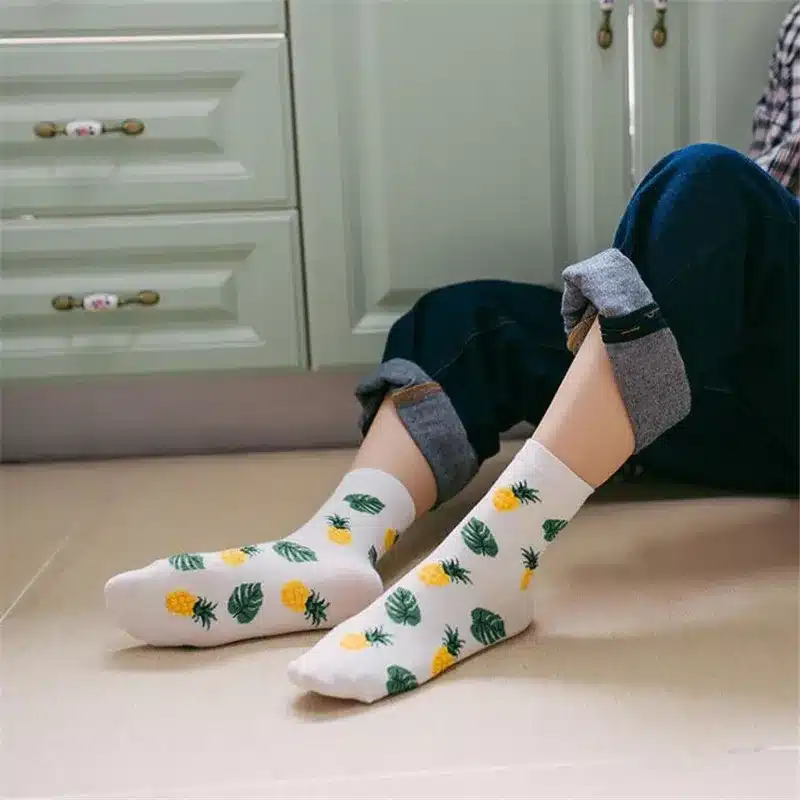 Korean Woman Socks Fruits Cotton Pineapple Avocado Banana Flamingos Sock Winter Warm Socks For Female Meias Harajuku Funny Socks 12