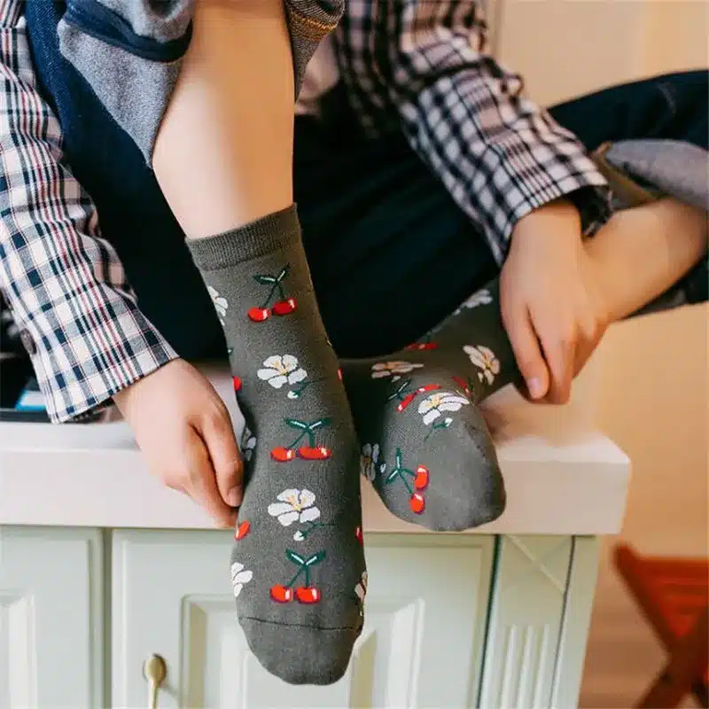 Korean Woman Socks Fruits Cotton Pineapple Avocado Banana Flamingos Sock Winter Warm Socks For Female Meias Harajuku Funny Socks 13