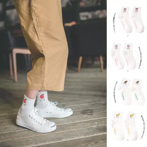 Adult Size Fruits with Japanese Kana Socks Gravity Apple Watermelon Banana Peach Strawberry High Quality 2017New Autumn Winter 4