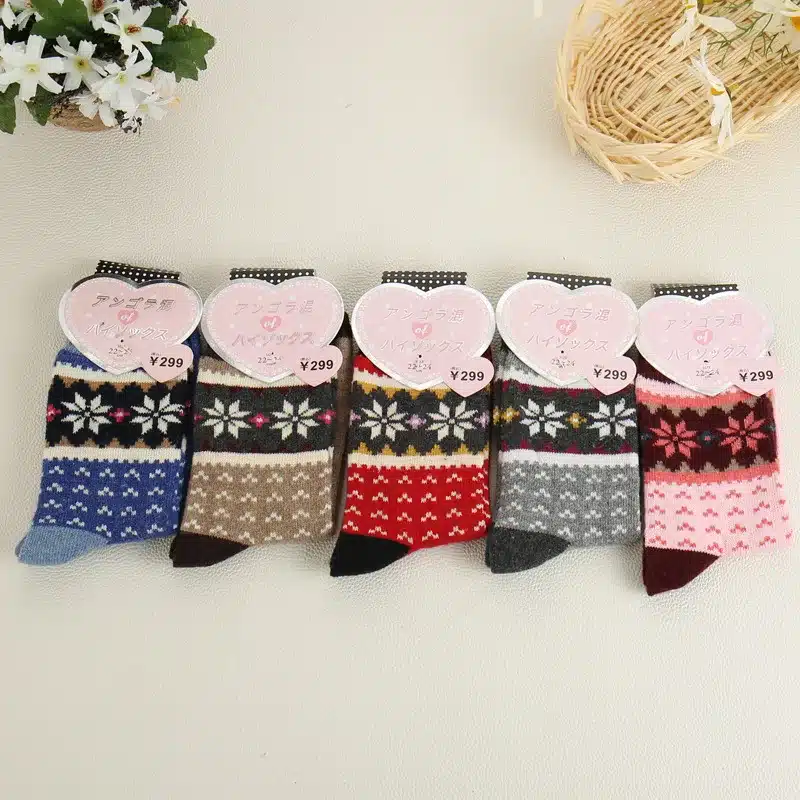 5Pairs/Lot Women Winter Thicken Warm Rabbit Wool Socks Female Thermal Snowflake Cotton Socks Woman Cartoon Animal Pattern Socks 31