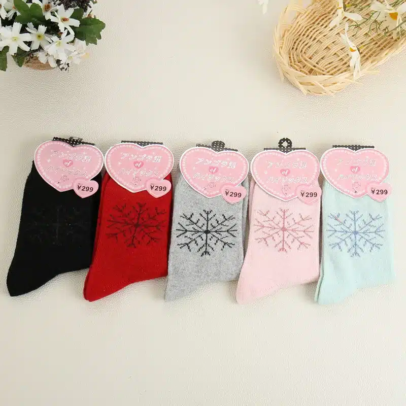 5Pairs/Lot Women Winter Thicken Warm Rabbit Wool Socks Female Thermal Snowflake Cotton Socks Woman Cartoon Animal Pattern Socks 32