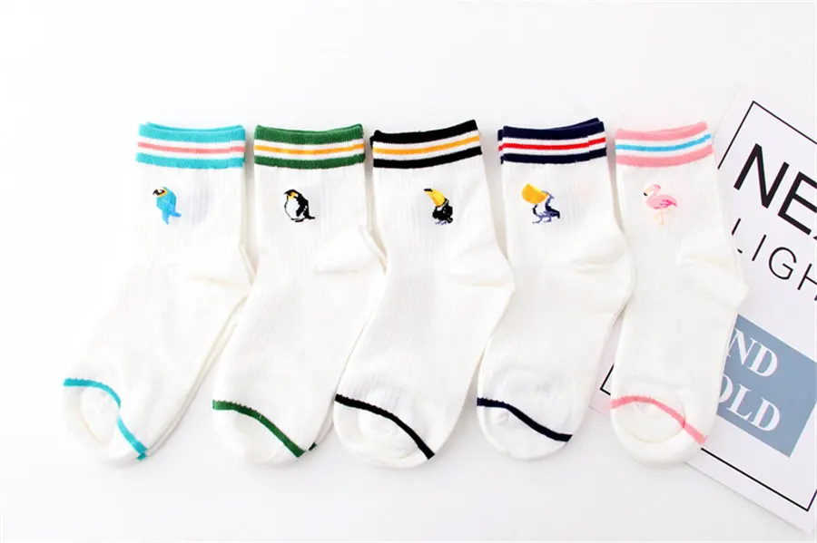 Fashion Cartoon Jacquard Flamingo Socks Women White Cute Animals Embroidery Birds Pattern Funny Socks Winter Harajuku Art meias 7