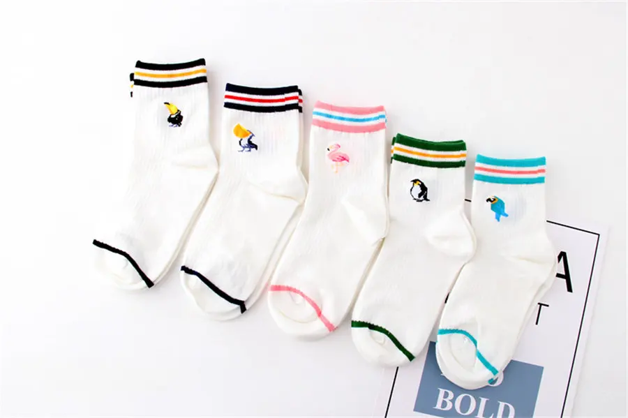 Fashion Cartoon Jacquard Flamingo Socks Women White Cute Animals Embroidery Birds Pattern Funny Socks Winter Harajuku Art meias 8