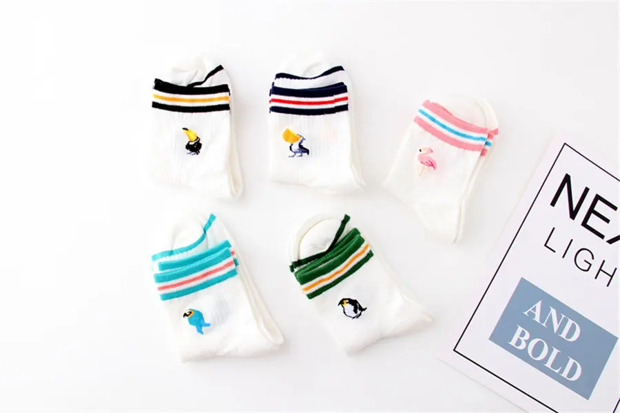 Fashion Cartoon Jacquard Flamingo Socks Women White Cute Animals Embroidery Birds Pattern Funny Socks Winter Harajuku Art meias 9