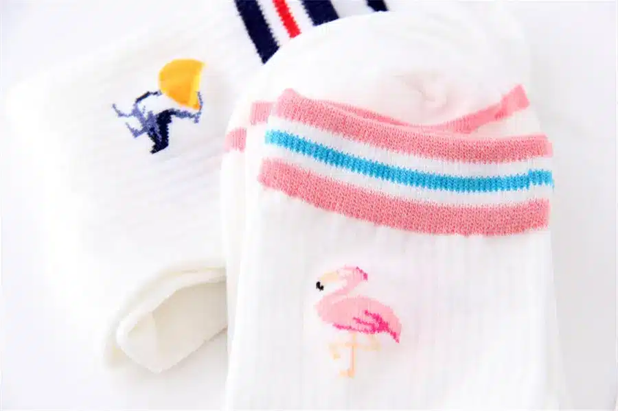 Fashion Cartoon Jacquard Flamingo Socks Women White Cute Animals Embroidery Birds Pattern Funny Socks Winter Harajuku Art meias 18