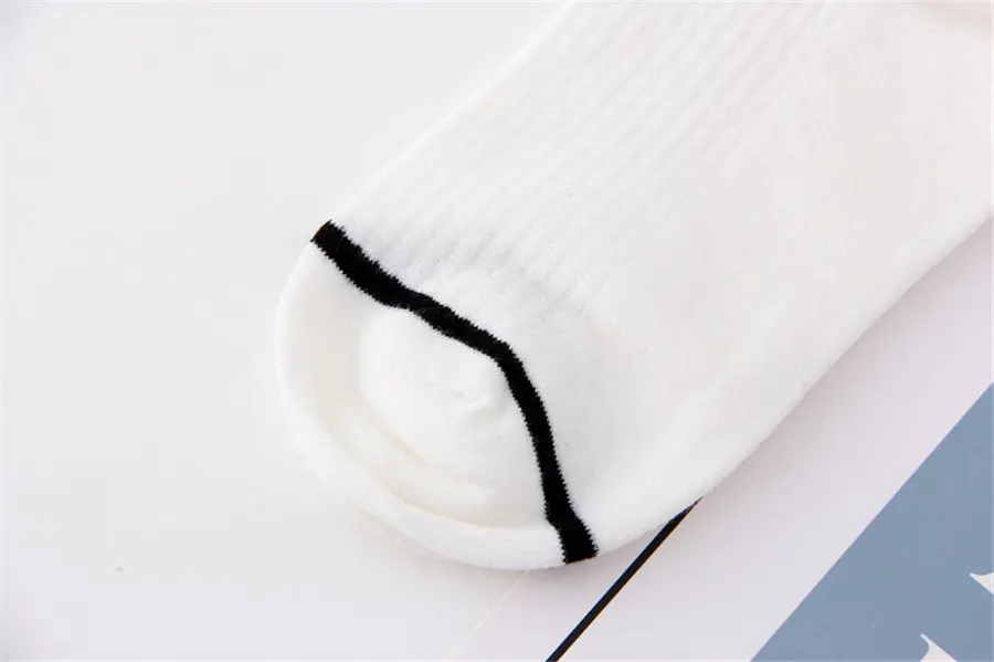 Fashion Cartoon Jacquard Flamingo Socks Women White Cute Animals Embroidery Birds Pattern Funny Socks Winter Harajuku Art meias 20