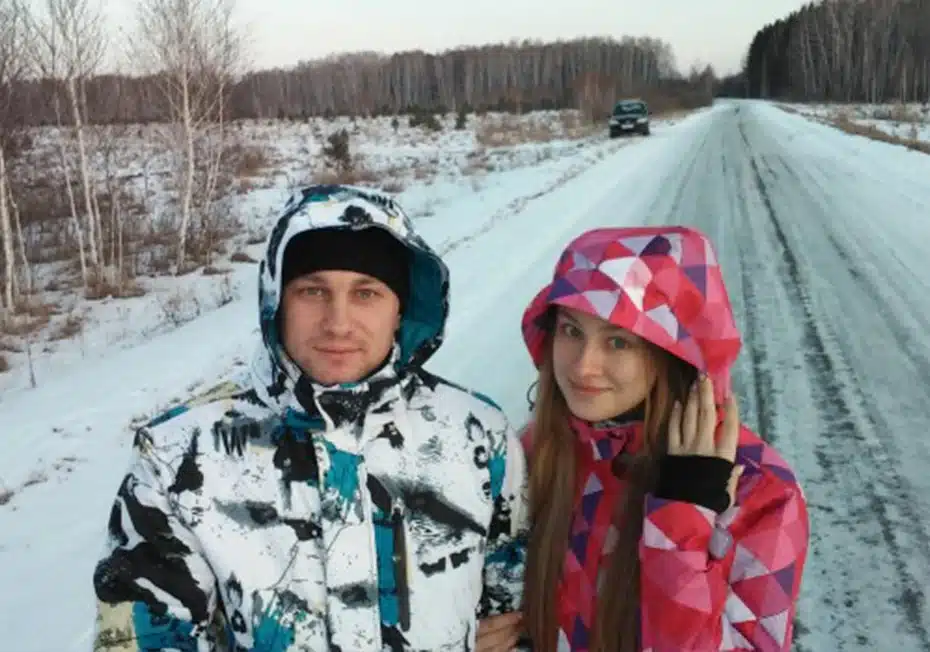 Women Ski Suit Brands Winter 2018 High Quality Warm Waterproof Windproof Clothes Snow Pants And Jacket Skiing Snowboarding Suits 14