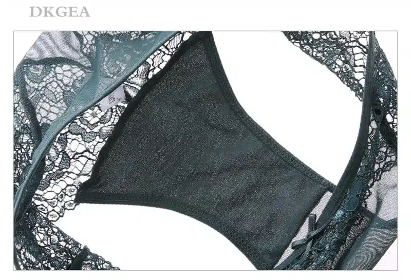 New Top Sexy Underwear Set Cotton Push-up Bra and Panty Sets 3/4 Cup Brand Green Lace Lingerie Set Women Deep V Brassiere Black 19