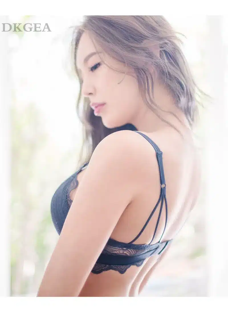 New Top Blue Bra Panties Set Lace Lingerie Thin Cotton Brassiere Wire Free Embroider Bra Women Underwear Set Sexy Deep V Gather 7