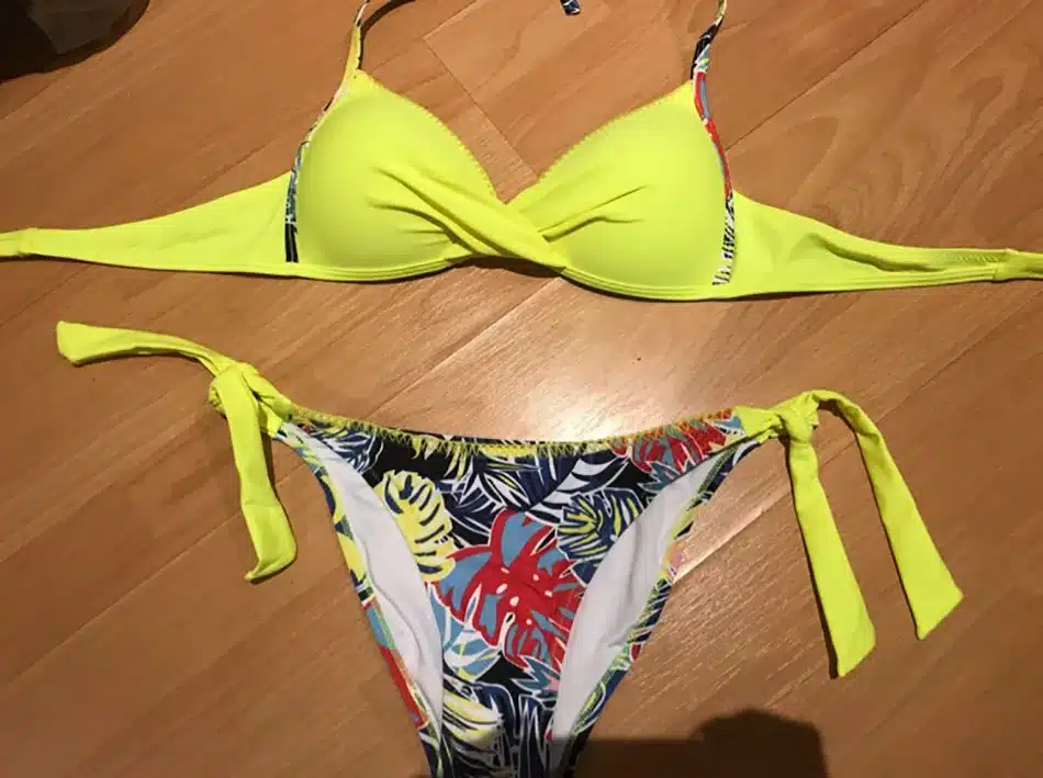 2018 Women Bikini Set Sexy Padded Bathing Suit Swimwsuit Solid Swimwear Halter Top Striped Bottom Summer Beachwear Strap Biquini 4