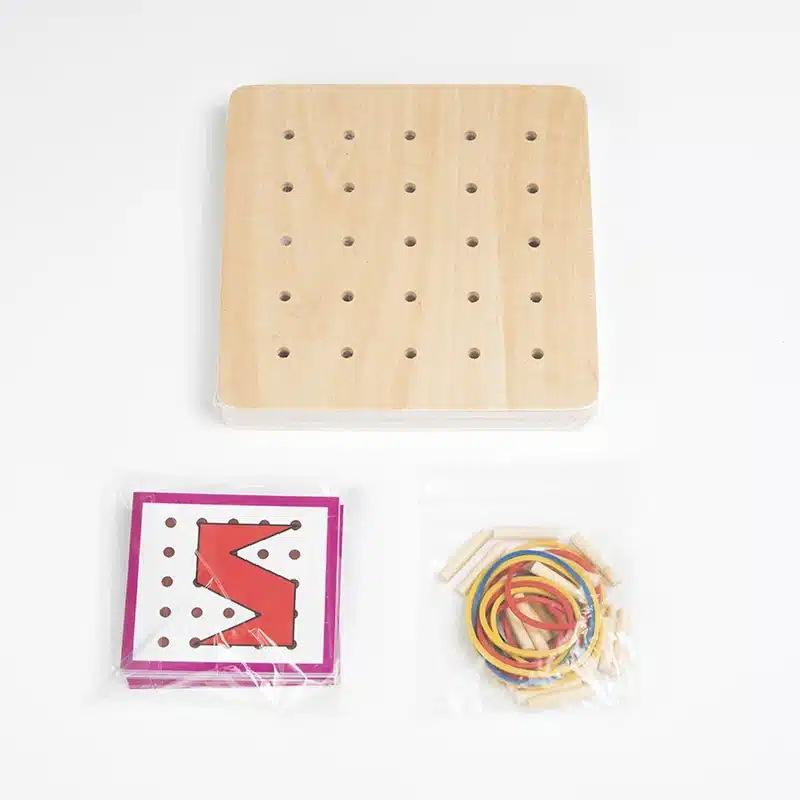 Baby Toy Montessori Creative Graphics Rubber Tie Nail Boards with Cards Childhood Education Preschool Kids Brinquedos Juguetes 4
