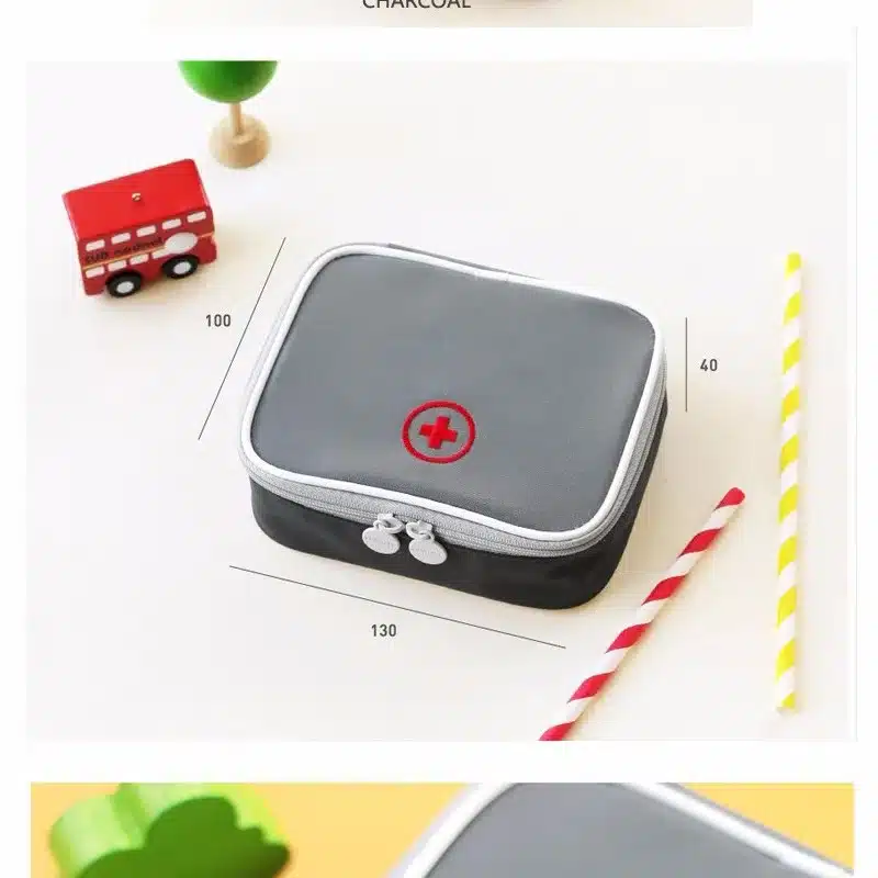 13*10*4cm Cute Mini Portable Medicine Bag First Aid Kit Medical Emergency Kits Organizer Outdoor Household Pill Bag 11