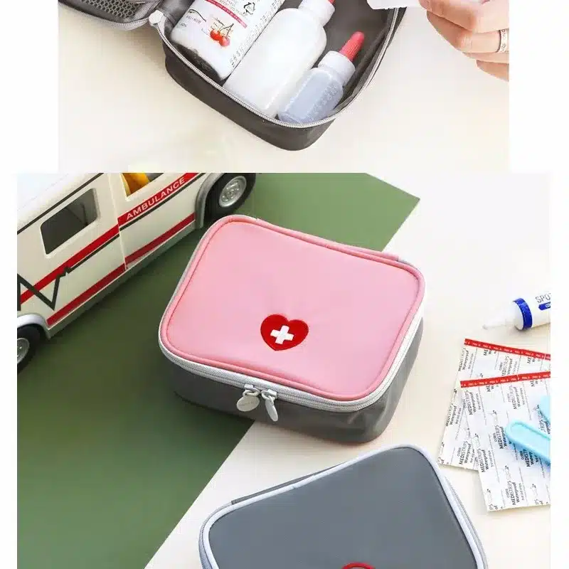 13*10*4cm Cute Mini Portable Medicine Bag First Aid Kit Medical Emergency Kits Organizer Outdoor Household Pill Bag 22