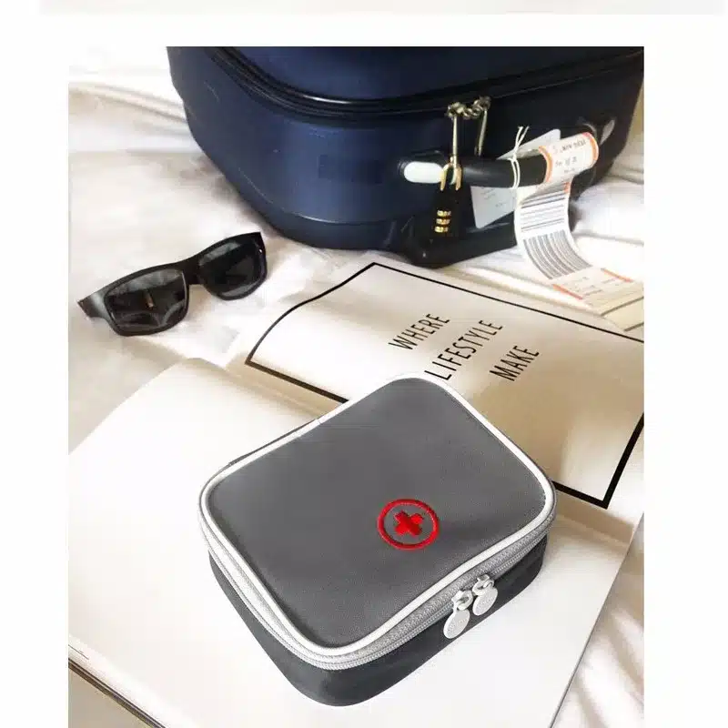 13*10*4cm Cute Mini Portable Medicine Bag First Aid Kit Medical Emergency Kits Organizer Outdoor Household Pill Bag 24