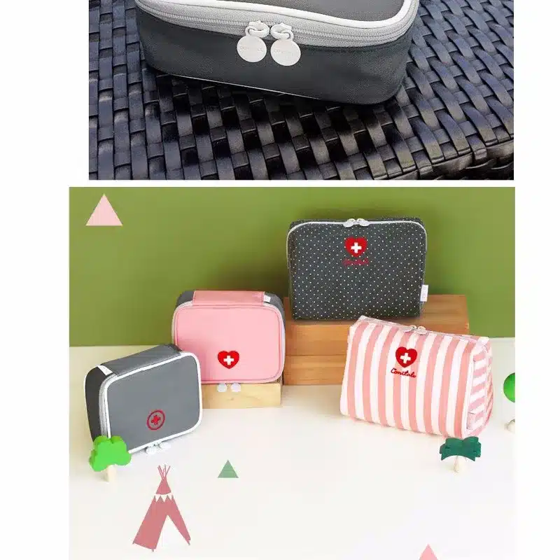 13*10*4cm Cute Mini Portable Medicine Bag First Aid Kit Medical Emergency Kits Organizer Outdoor Household Pill Bag 32