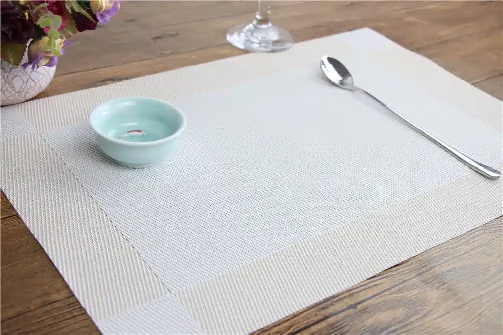 4Pcs/lot Placemat Fashion Pvc Dining Table Mat Disc Pads Bowl Pad Coasters Waterproof Table Cloth Pad Slip-Resistant Pad 18
