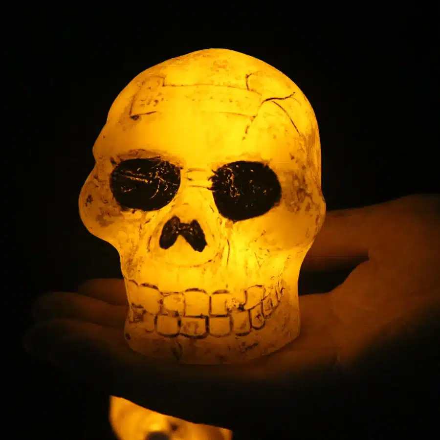 Flameless Human Mini Skull LED Candles Lamp Paraffin Wax Electronic Candle Light Halloween Toy Holiday Party Gift Decor 18